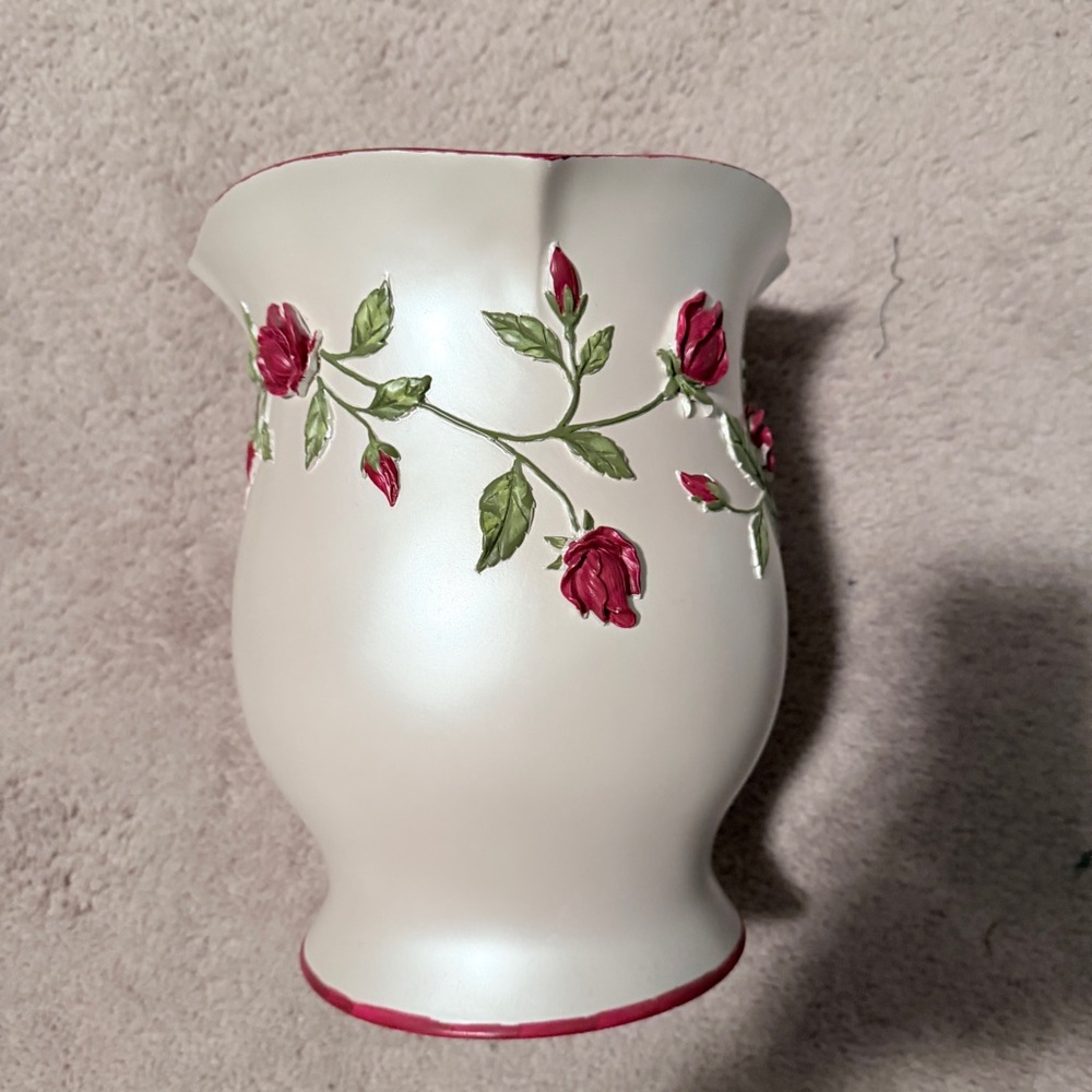Floral Embellished Cream ceramic bathroom disposal can or vase